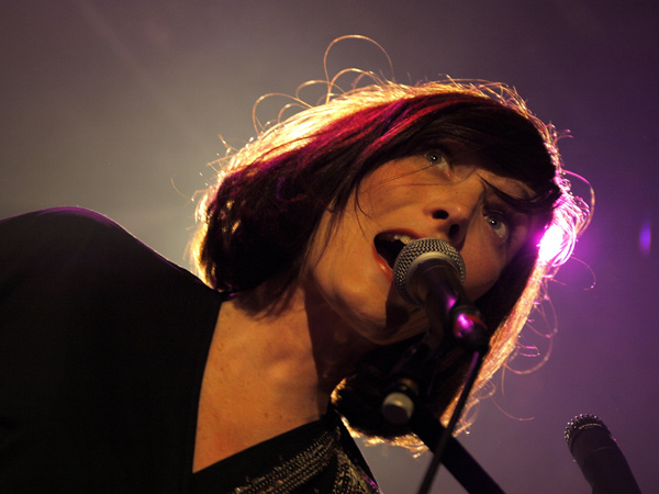 SARAH BLASKO - Les Femmes S'en Mêlent, la Maroquinerie, Paris, jeudi 1er avril 2010