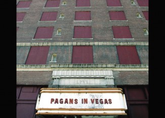 METRIC - Pagans In Vegas (2015)