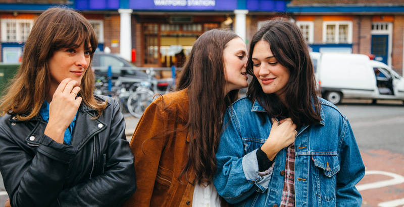 THE STAVES - Interview - Paris, jeudi 6 novembre 2014