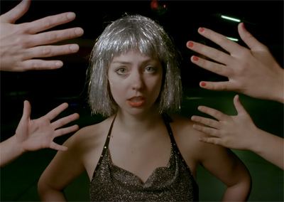 ANGEL OLSEN - "Shut Up Kiss Me"