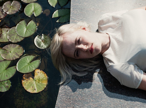 AMBER ARCADES - "Turning Light"