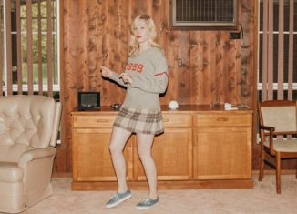 JULIA JACKLIN - "Don't Let The Kids Win"