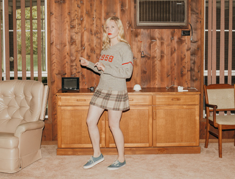 JULIA JACKLIN - "Don't Let The Kids Win"