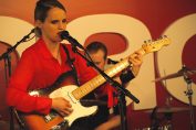 ANNA CALVI - Showcase Fnac Montparnasse - Paris, mercredi 15 juin 2011