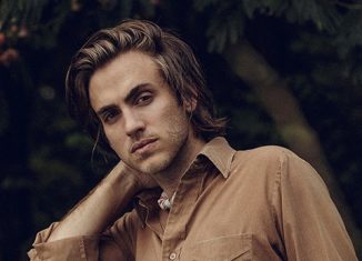 Andrew Combs