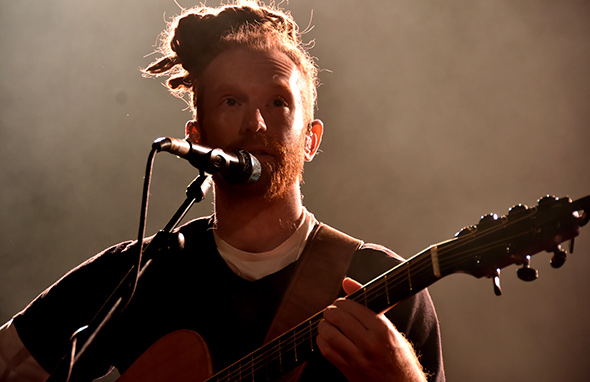 NEWTON FAULKNER - Le Trianon - Paris, mardi 7 mars 2017