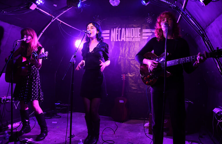 Folk Bitch Trio - La Mécanique Ondulatoire - Paris - Lundi 19 mai 2025