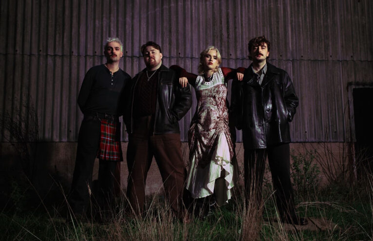 Cliffords © Emalea Jones